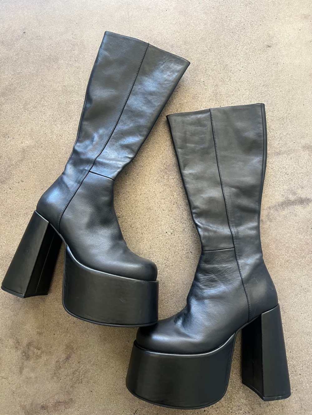UNIF Crypto Black Platform Knee-High Boots with Chunky Heel - Picture 3 of 6